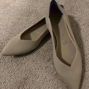 Rothy’s classic point flats